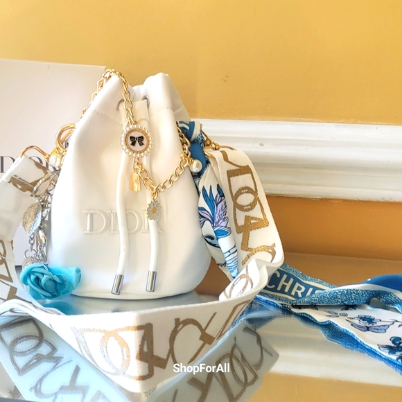 Dior - Picture 6 of 16